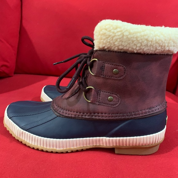 🎁 🥾New in Box JBU Cleveland Comfort Waterproof Duck Boots🥾 - Picture 4 of 16